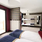 Hotel Langley Tango 3*