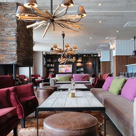 Hotel Langley Tango