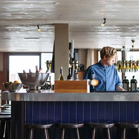 Hotel Langley Tango 3*