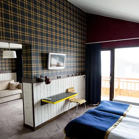 Hotell Langley Tango 3*