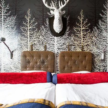 Langley Tango ホテル