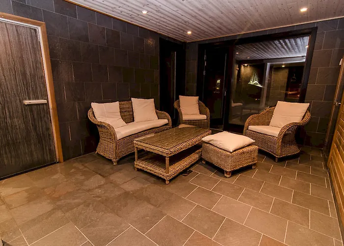 Szálloda Langley Tango 3*