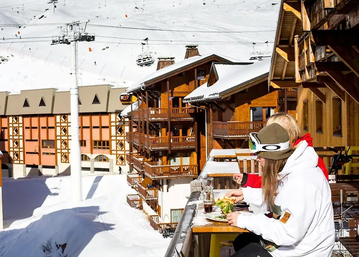 Langley Tango Szálloda 3*